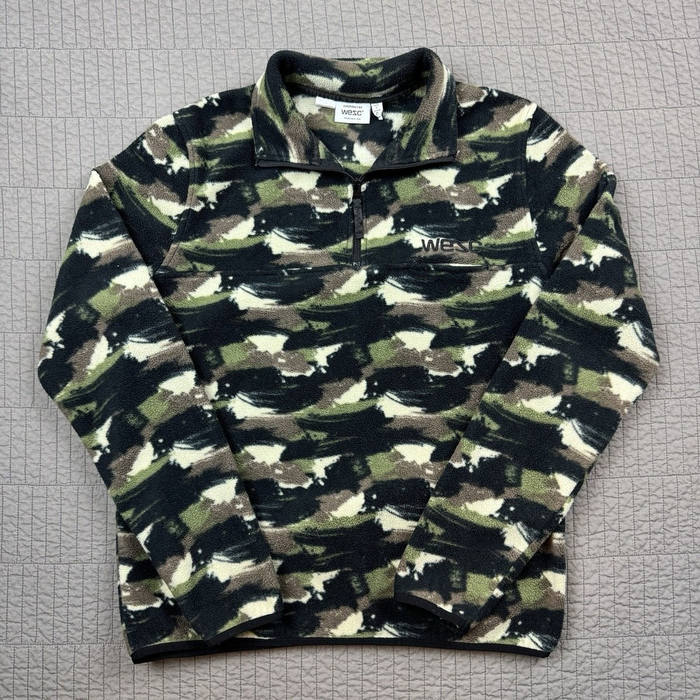 WESC Fleece 1/4 Zip Jacket Men's Large Mitch Camo‎ Strokes Pullover Outdoors